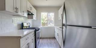 Stylish Mid‑Century Building in West Adams Park Tract Gallery 2