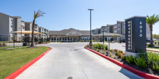 Promenade Luxury Apartments Gallery 4