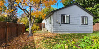 Cozy 2 Bed 2 Bath Home w/ office Gallery 1