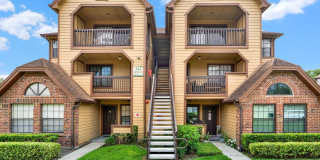 1/1 Condo in Gated Lakefront Community of Altamonte Springs! Gallery 1