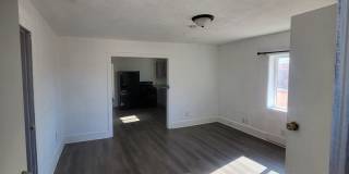 Newly renovated 2 bedroom House Gallery 9