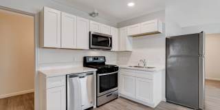 405 South 10th Street Gallery 1