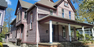 679 Lake Drive Southeast Gallery 1