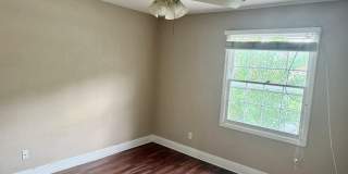 1/1 Lakefront Living in Carrollwood! Available July 10th! Gallery 12