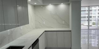 18031 Biscayne Blvd Gallery 1