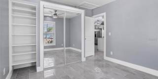 8907 N BOULEVARD Gallery 9