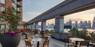 Avalon Riverview Gallery 55