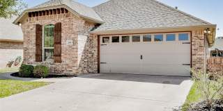 204 Captains Court Gallery 1