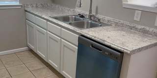 Single Level 2 bedroom 2 full bath brick townhome in Garner $1395/mo. Gallery 5