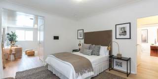 465 S Sherbourne Dr Gallery 15