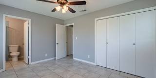 Beautiful 3 bedroom, 2 bathroom home in North Lamar!!! Gallery 9
