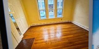 113 Lanark Rd. Gallery 7
