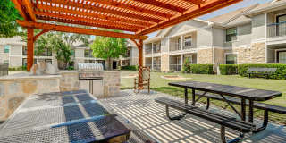 Senior Housing - The Oaks at Hampton Gallery 16
