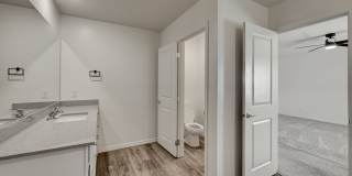 Upgraded 5 bedroom home in Cul-De-Sac!! Gallery 34