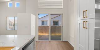Newly renovated 2-bedroom UTC townhome in the coveted Andria of Renaissance at La Jolla community! Small pet ok! Gallery 19