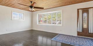 312 HAMMONDS FERRY Gallery 13