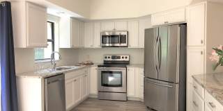 1664 STARLING DRIVE Gallery 9