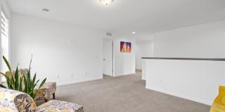 657 Aster Rd. Gallery 20