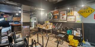 4742 RICHMOND Street Gallery 22