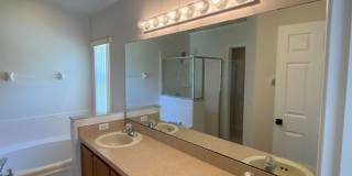 Charming 3-Bedroom Home with No Rear Neighbors – Available Now! Gallery 18