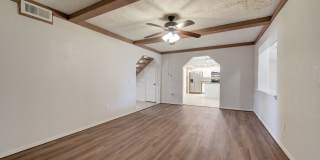 Two-Story 4 bed 2 bath Home in the Heart of Moore! Gallery 9