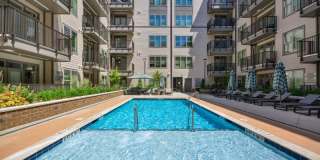 Link Apartments 4th Street Gallery 16