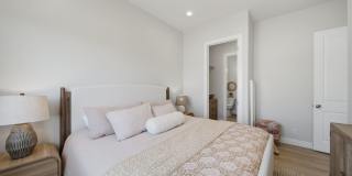 4 Bedroom Home with Gorgeous Views Gallery 5