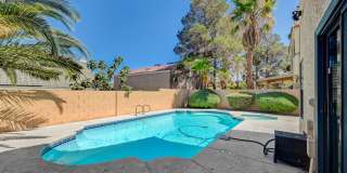4 Bedroom in the desirable Woodcrest Community available for Immediate Move-In! Gallery 49