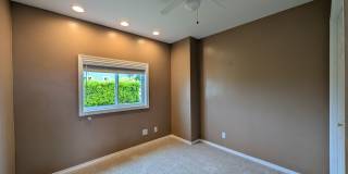 3Bd/2Ba Everett Condo Gallery 11
