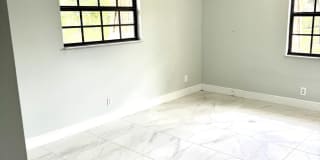 4121 Oak Terrace Drive Gallery 4