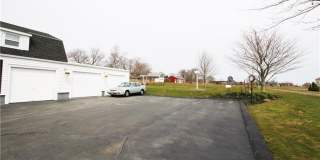 563 Aquidneck Avenue Gallery 16