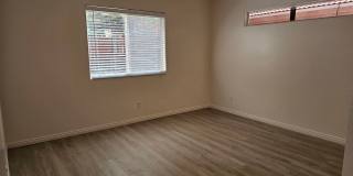 Small Pet Friendly 3 Bedroom Home Gallery 12