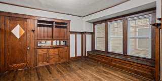 Oakland Upper Flat near campus Gallery 5