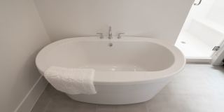 Individual / Corporate Rental / Fully Furnished Gallery 84