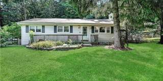 35 Peddler Hill Road Gallery 1