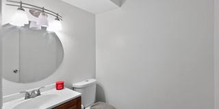 2523 Robinson Place Gallery 14