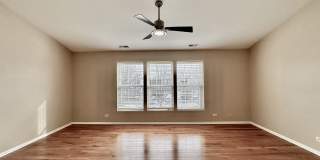 3329 Bromley Lane Gallery 16