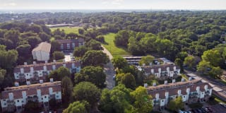 Camelot Village Apartments Gallery 29