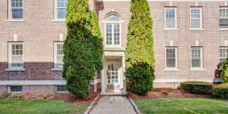 Whitney Court Gallery 88