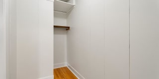 1440 West HOWARD Gallery 10