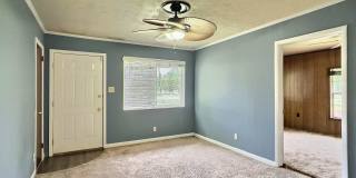 3 Bed, 1 Bath in Montgomery close to Maxwell! Gallery 3