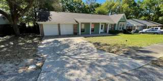 Beautiful Upgraded Home in Northeast Pensacola - Northpointe Subdivision Gallery 1