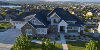 Luxurious Herriman 6 Bed with Indoor Court, Theater & Stunning Views!!! Gallery 5