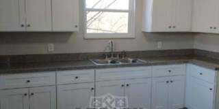 1312 Searcy Street Gallery 1