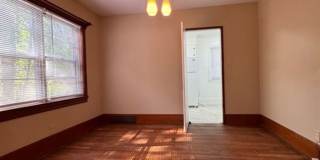 1508 E. Holly Street Gallery 5