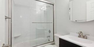 86 Hillyer Gallery 7