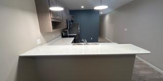 Plaza 93 West Apartments Gallery 75