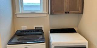 CUSTOM BUILT HOME IN NEWER UPCOMING EAST MEDFORD Gallery 11