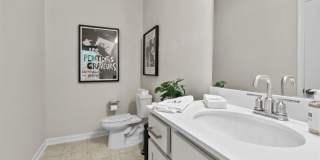 323 Sammon Way Gallery 22