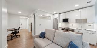 âme at Meridian Hill Gallery 51